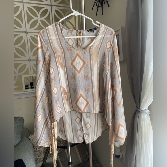 🕜 Anthropologie | See You Monday | Boho Aztec Fringe Poncho | Taupe | M | Flaw - Picture 2 of 10